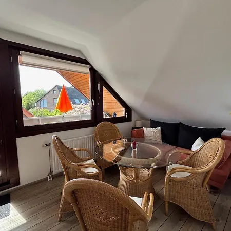 Gemuetliche 3 Zimmer- Gaestewohnung Fuer 4 Personen Mit Sonnigem Balkon Wolfenbüttel